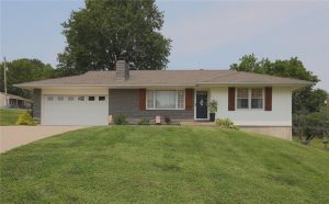 2-NE-63rd-Terrace-mls-2567678-image-1