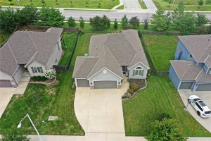 3914-NE-91-Terrace-mls-2567820-image-41