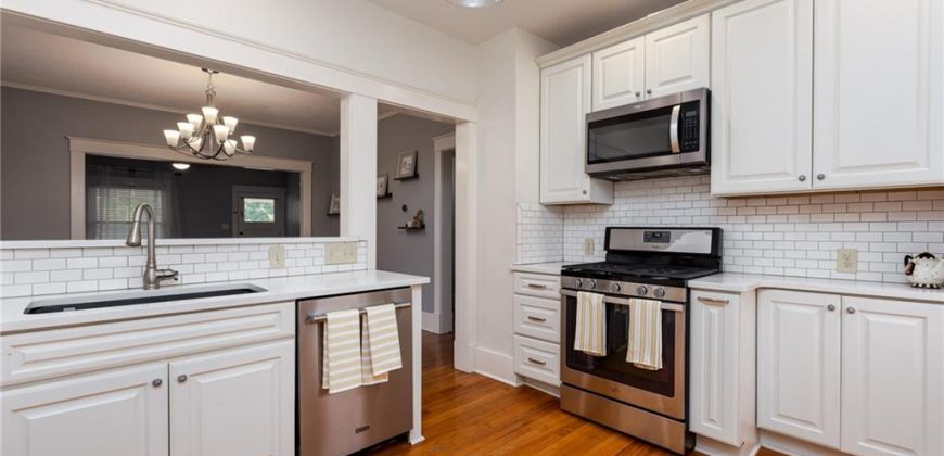 Homes for Sale in Liberty, MO 64068 | 116  Dorsey Street