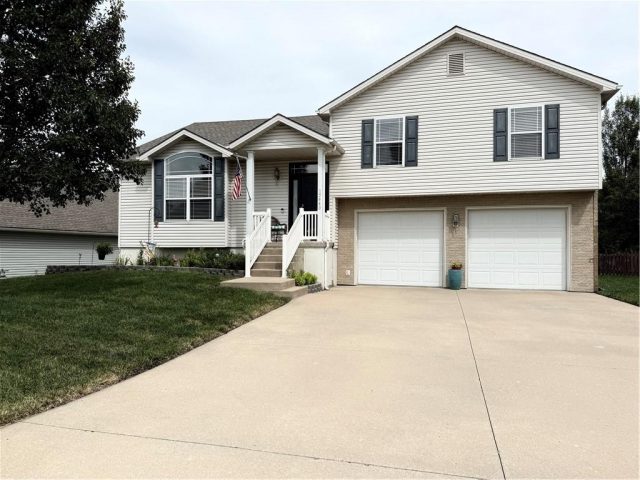 Homes for Sale in Platte City, MO 64079 | 15440 NW 127th Street