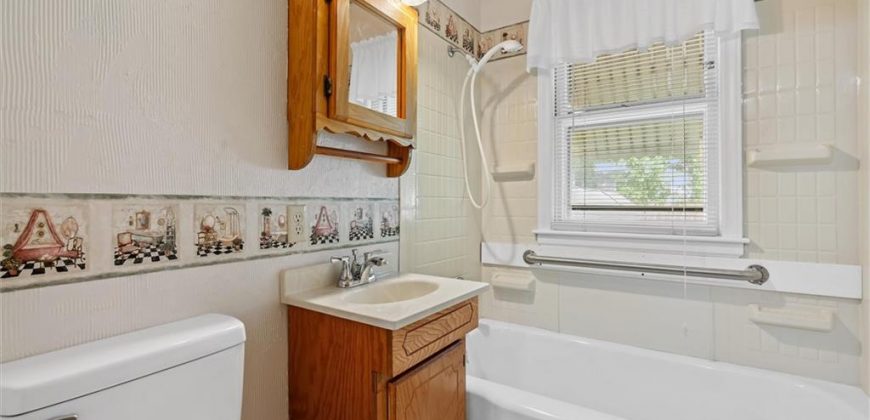 Homes for Sale in Kansas City, MO 64119 | 5021 N Cypress Avenue