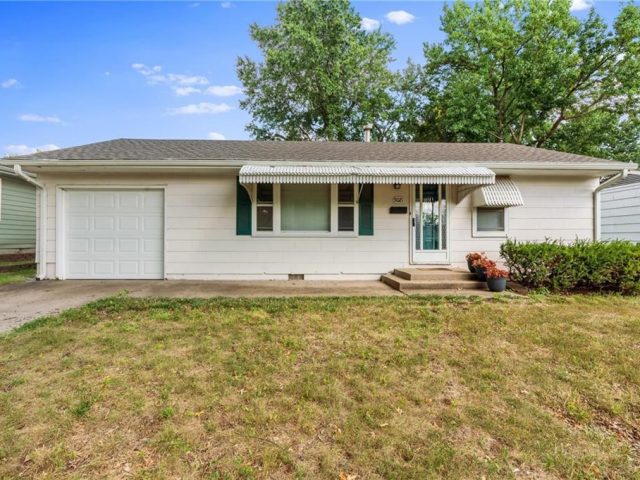 Homes for Sale in Kansas City, MO 64119 | 5021 N Cypress Avenue