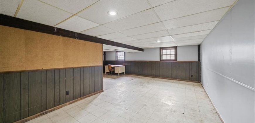 Homes for Sale in Kansas City, MO 64154 | 2409 NW 86th Terrace