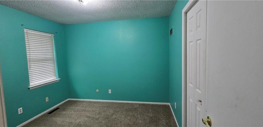Homes for Sale in Kansas City, MO 64151 | 6822 N Fisk Avenue