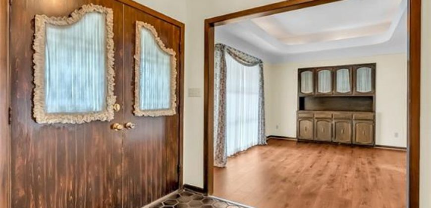 Homes for Sale in Liberty, MO 64068 | 907 N Forest Lane