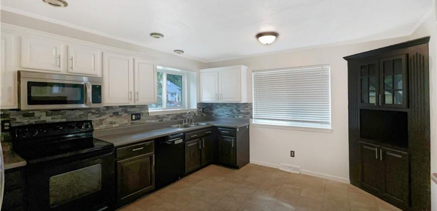 Homes for Sale in Kansas City, MO 64116 | 3550 N Kenwood Avenue
