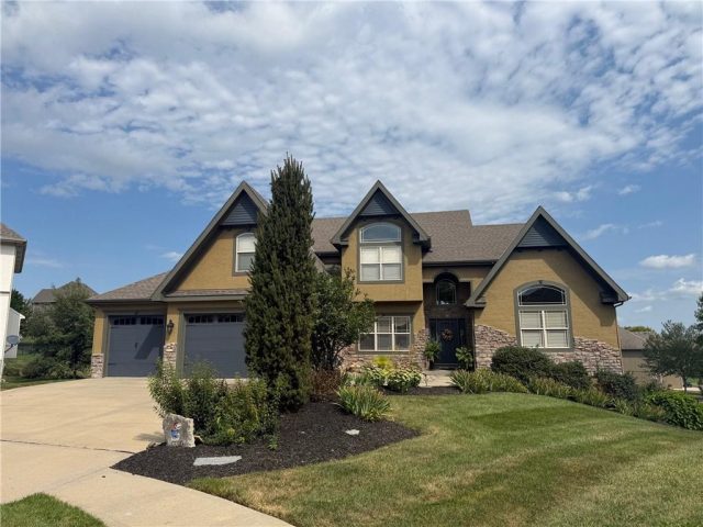 Homes for Sale in County/Other, MO 64079 | 17575 N Alder Court