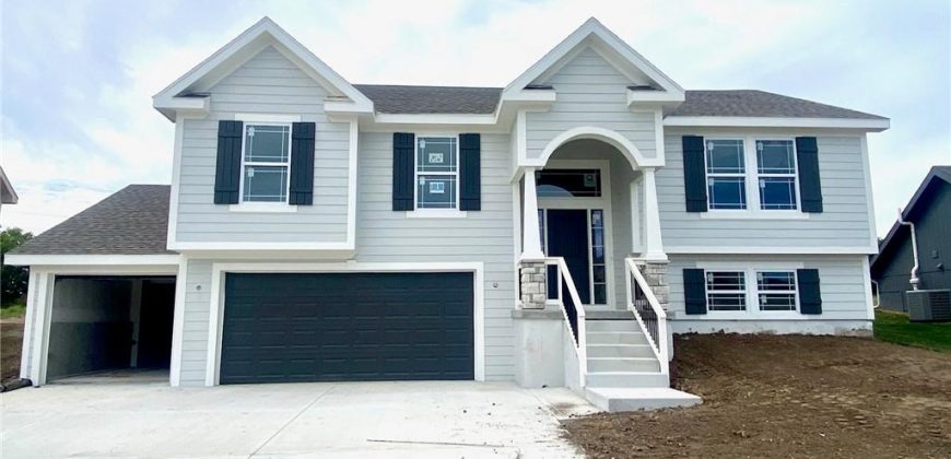 Homes for Sale in Kansas City, MO 64156 | 11802 N Bellaire Avenue