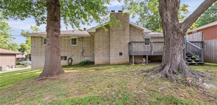 Homes for Sale in Kansas City, MO 64118 | 1615 NE 78th Street