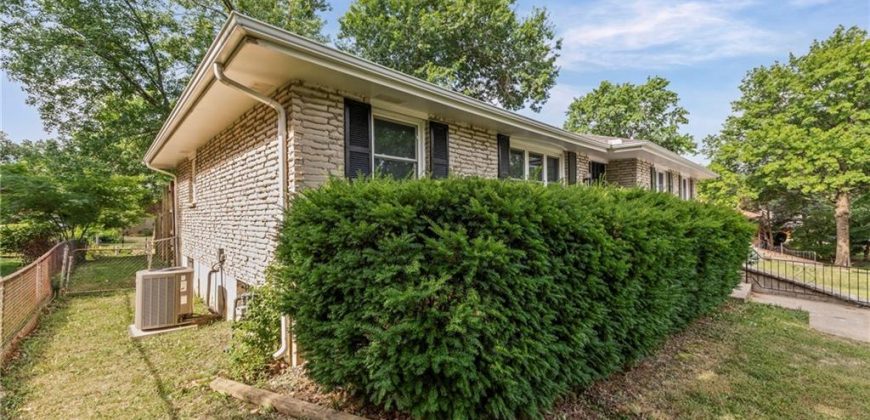 Homes for Sale in Kansas City, MO 64118 | 1615 NE 78th Street
