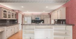 Homes for Sale in Parkville, MO 64152 | 5527  Oakdale Place