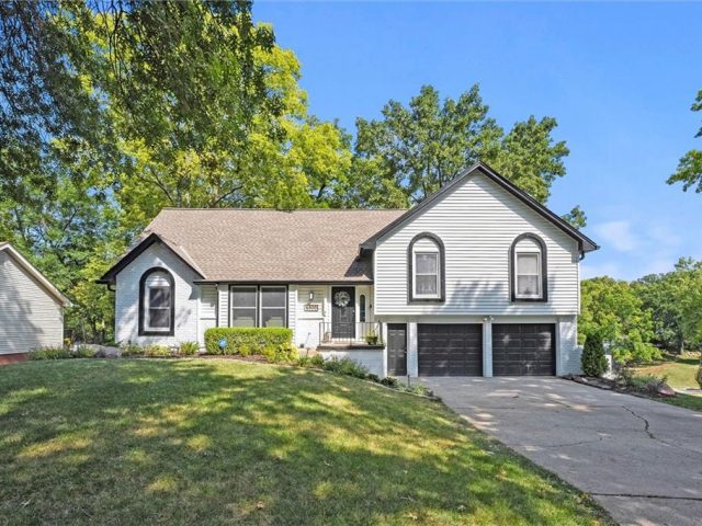 Homes for Sale in Kansas City, MO 64151 | 6500 NW 67th Terrace