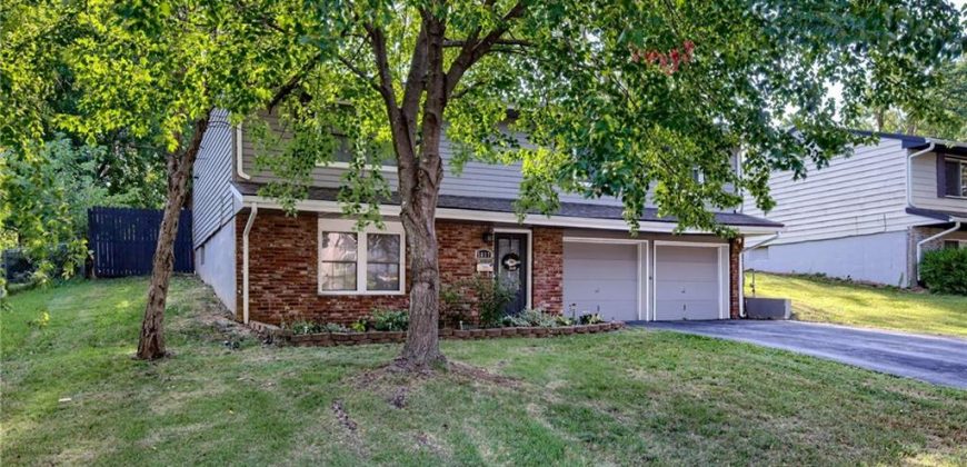 Homes for Sale in Kansas City, MO 64119 | 5637 N Smalley Avenue