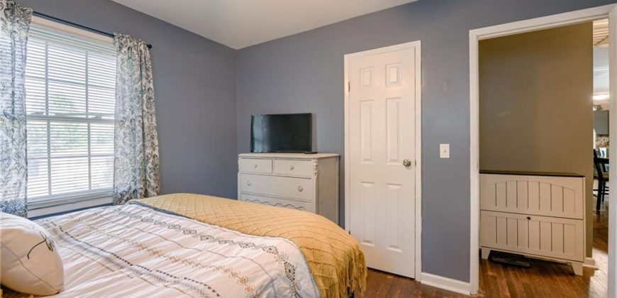 Homes for Sale in Kansas City, MO 64119 | 5637 N Smalley Avenue