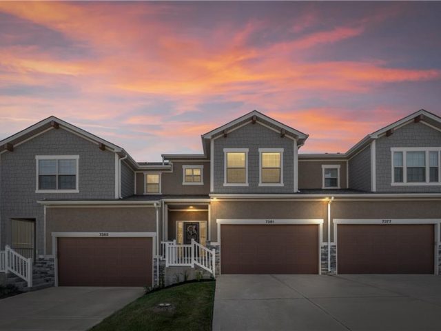 Homes for Sale in Parkville, MO 64152 | 7381  Aaron Street