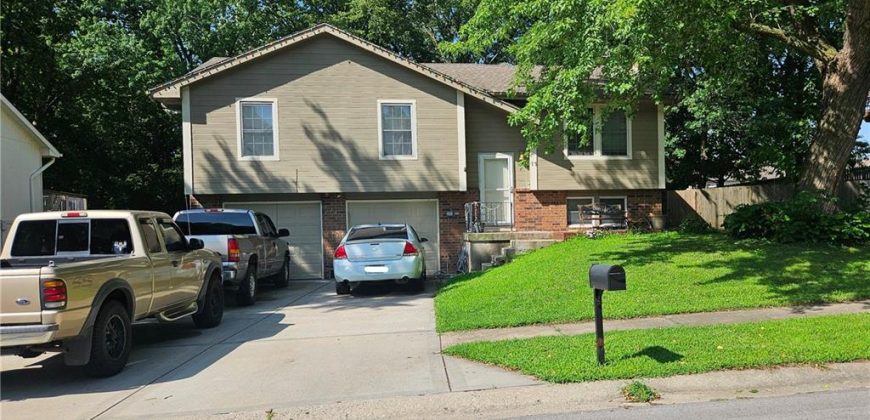 Homes for Sale in Kansas City, MO 64155 | 11 NE 90TH Terrace