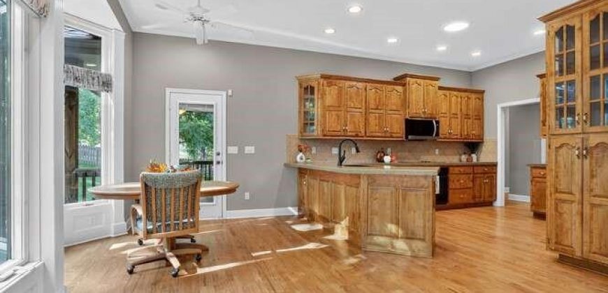 Homes for Sale in Kansas City, MO 64151 | 5609 NW 82nd Street