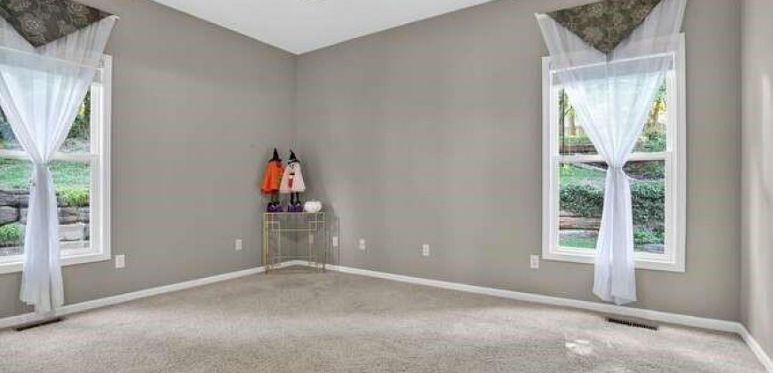 Homes for Sale in Kansas City, MO 64151 | 5609 NW 82nd Street