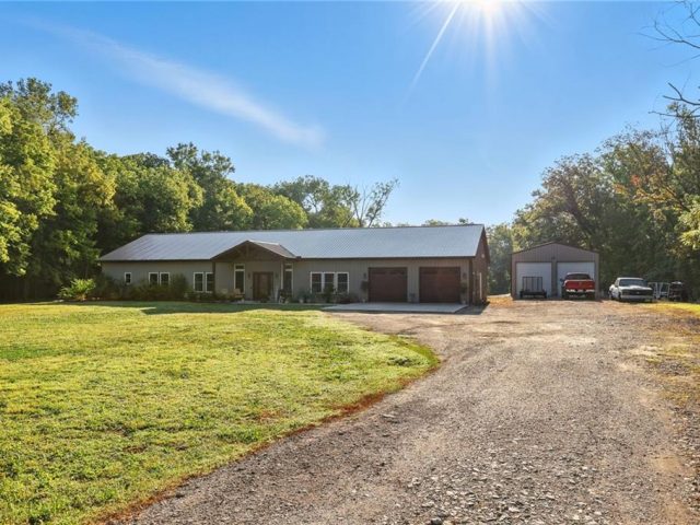 Homes for Sale in Smithville, MO 64089 | 701 NW 176th Street