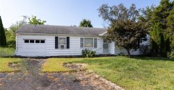 Homes for Sale in Pleasant Valley, MO 64068 | 7505  Oak Street