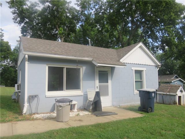 Homes for Sale in Kansas City, MO 64119 | 4807 NE 44th Terrace