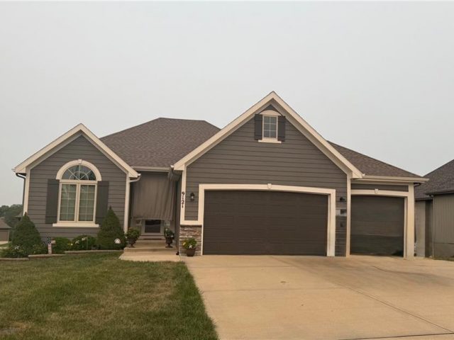 Homes for Sale in Kansas City, MO 64158 | 9121 N Myrtle Avenue