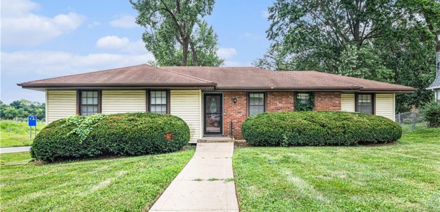 Homes for Sale in Kansas City, MO 64118 | 829 NW 69th Street