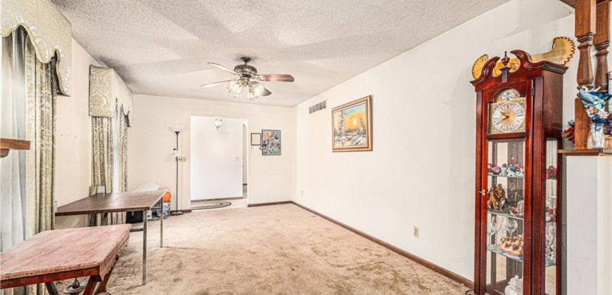 Homes for Sale in Kansas City, MO 64118 | 829 NW 69th Street