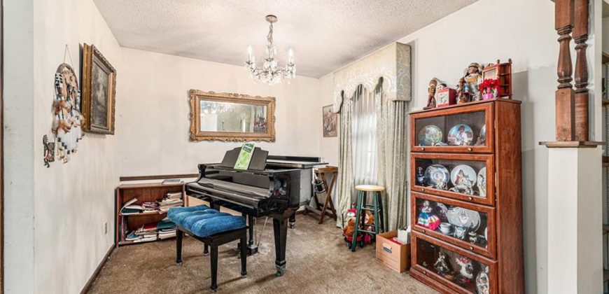 Homes for Sale in Kansas City, MO 64118 | 829 NW 69th Street