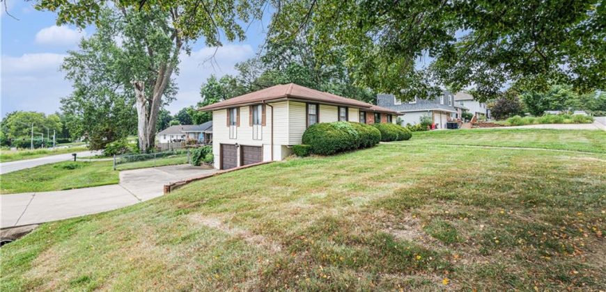 Homes for Sale in Kansas City, MO 64118 | 829 NW 69th Street