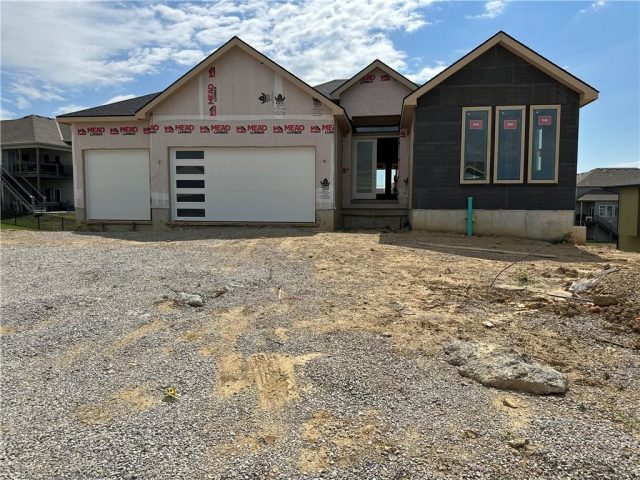 Homes for Sale in Kansas City, MO 64153 | 8203 NW 89th Terrace