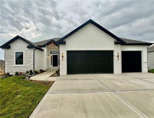 1965--Longview-Drive-mls-2539160-image-1