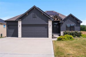 908-NW-94-Terrace-mls-2566003-image-1