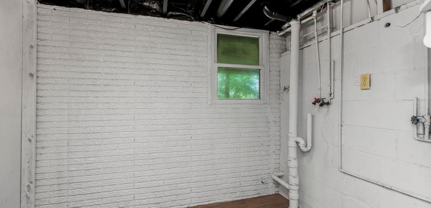 Homes for Sale in Kansas City, MO 64152 | 12250 NW Crooked Road