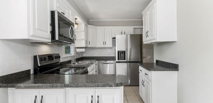 Homes for Sale in Kansas City, MO 64152 | 12250 NW Crooked Road