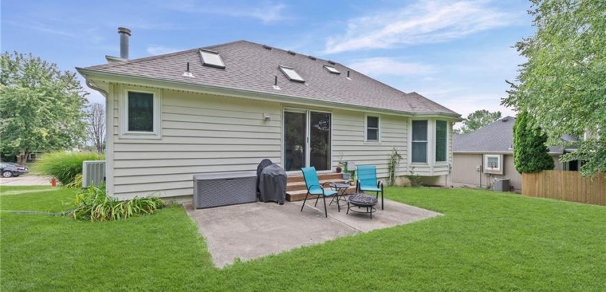 Homes for Sale in Smithville, MO 64089 | 108  Sumac Street