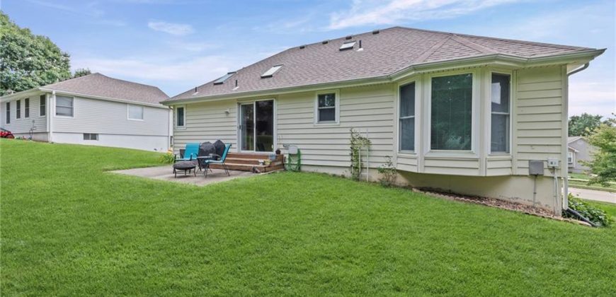 Homes for Sale in Smithville, MO 64089 | 108  Sumac Street
