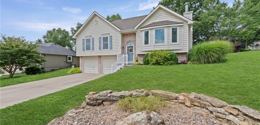 Homes for Sale in Smithville, MO 64089 | 108  Sumac Street
