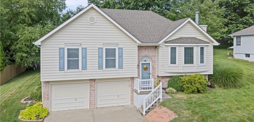 Homes for Sale in Smithville, MO 64089 | 108  Sumac Street