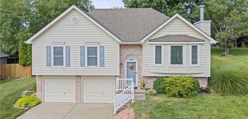 Homes for Sale in Smithville, MO 64089 | 108  Sumac Street