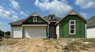 Homes for Sale in Parkville, MO 64152 | 7040 NW Forest Lakes Drive
