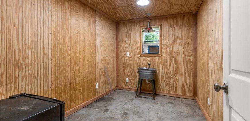 Homes for Sale in Kearney, MO 64060 | 13424  Vines Road