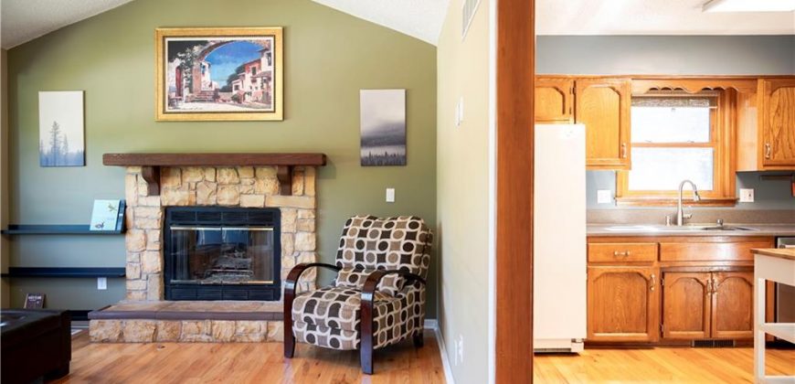 Homes for Sale in Kansas City, MO 64155 | 707 NE Cookingham Drive