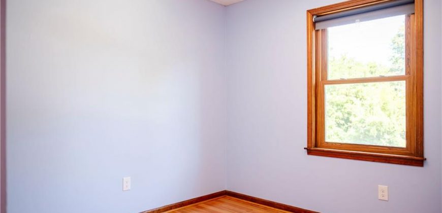 Homes for Sale in Kansas City, MO 64155 | 707 NE Cookingham Drive