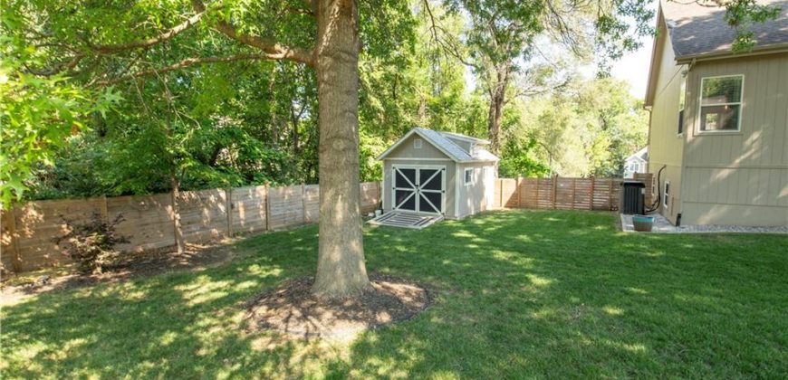 Homes for Sale in Gladstone, MO 64118 | 1701 NE 70th Street