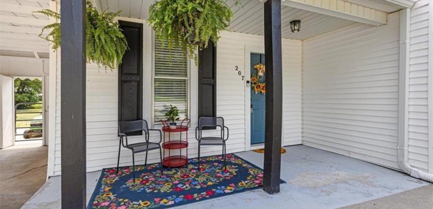 Homes for Sale in Kearney, MO 64060 | 207 E Washington Street