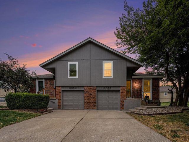Homes for Sale in Kansas City, MO 64154 | 8652 N Chatham Avenue