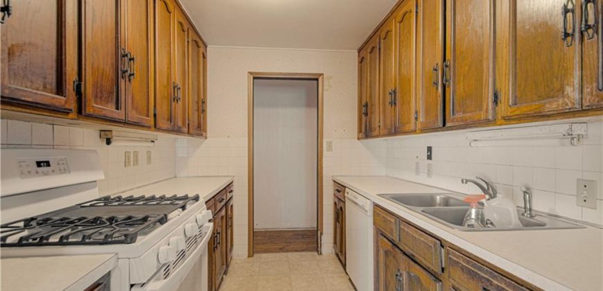Homes for Sale in Kansas City, MO 64118 | 907 NE 61st Street