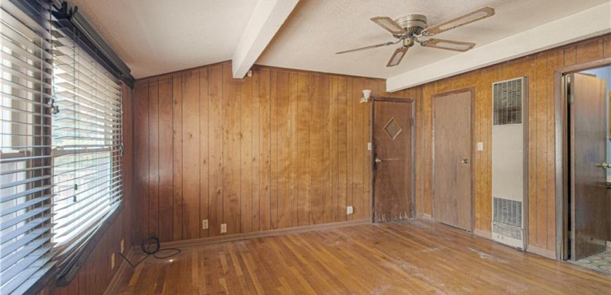 Homes for Sale in Kansas City, MO 64118 | 907 NE 61st Street