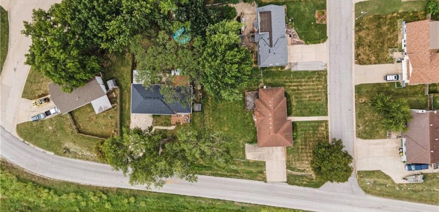 Homes for Sale in Kansas City, MO 64118 | 829 NW 69th Street